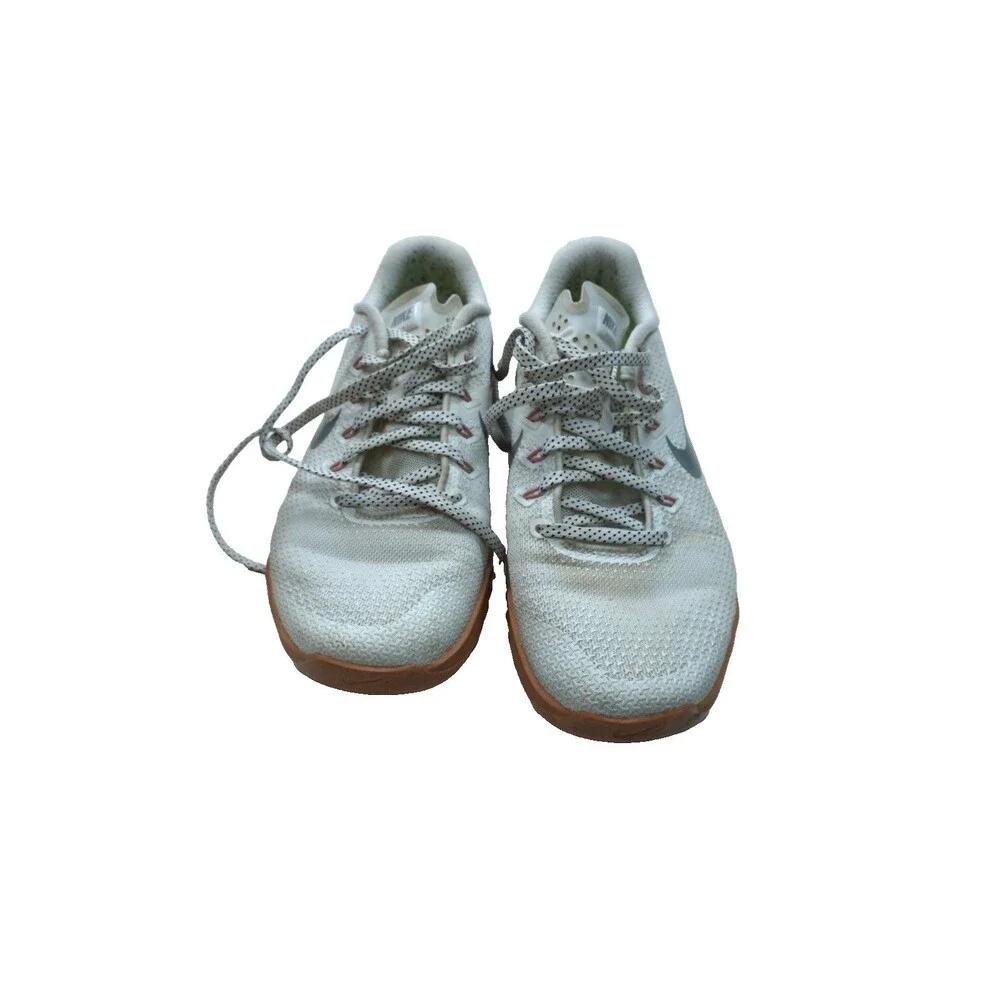 Nike Metcon 4 Womens 8.5 Cross Training Shoes White Silver Gym CrossFit Sneaker